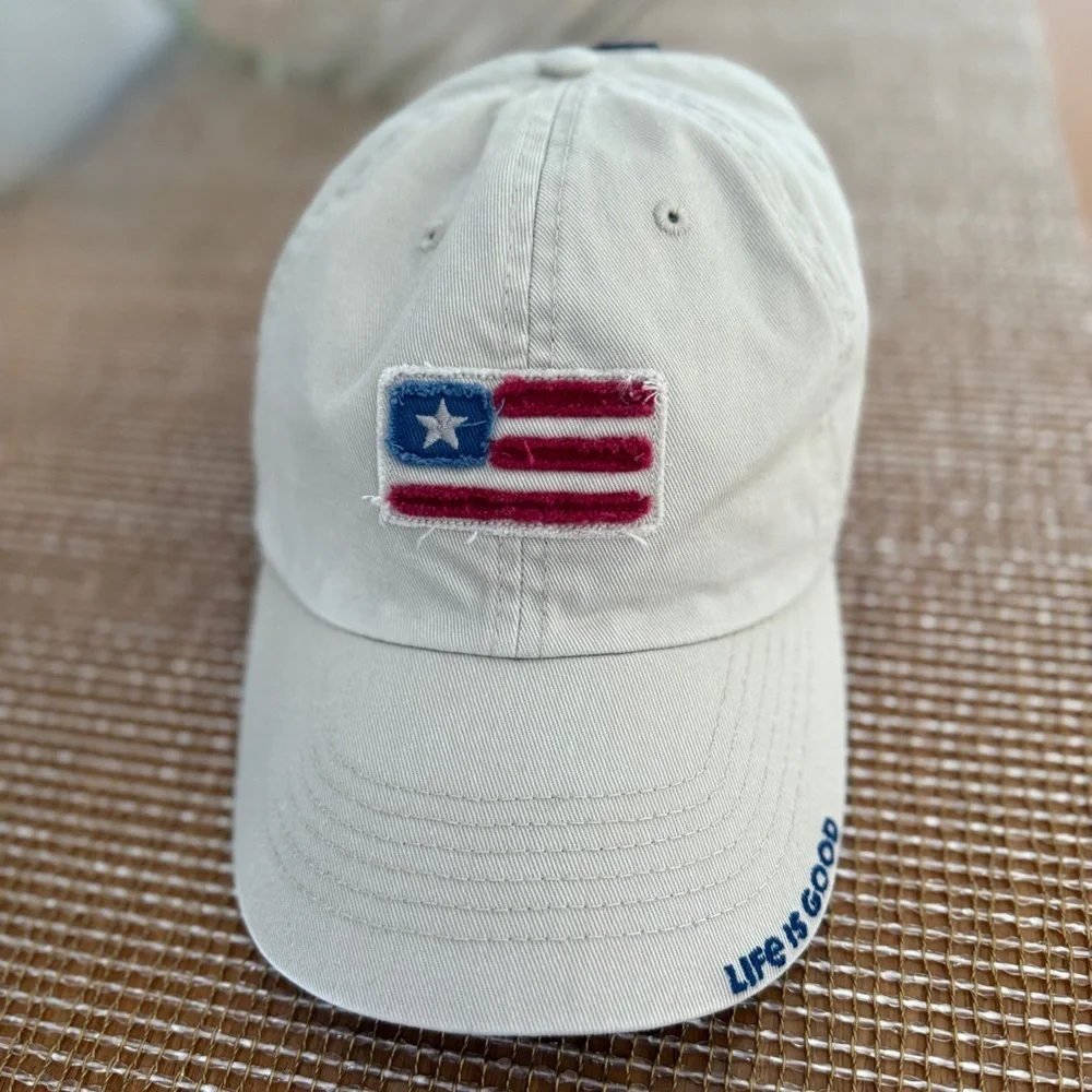 NEW Life is Good Adult Unisex American Flag Tattered Chill Cap, Adjustable, NWT